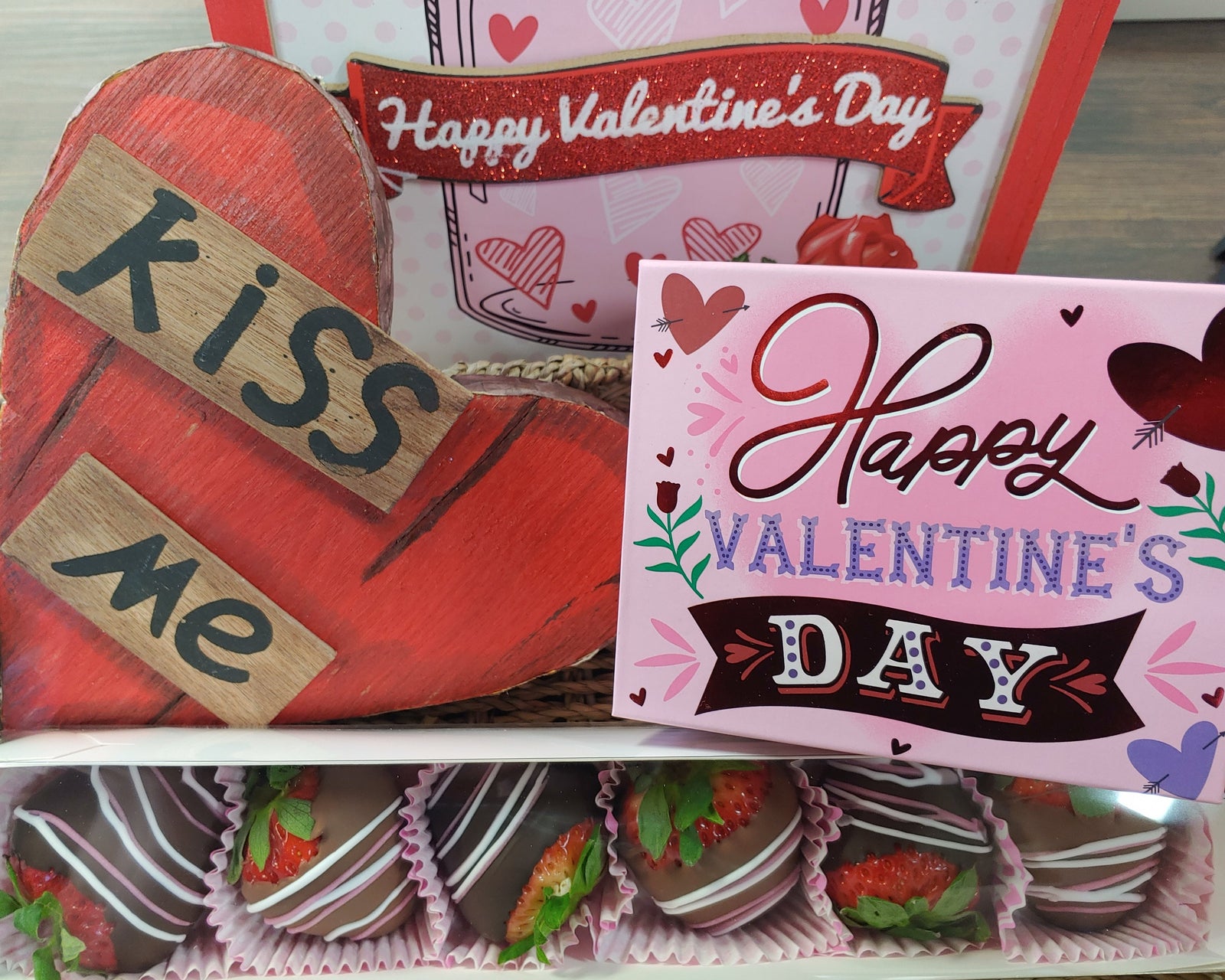 Chocolate Dipped Strawberries   **LOCAL PICKUP ONLY**