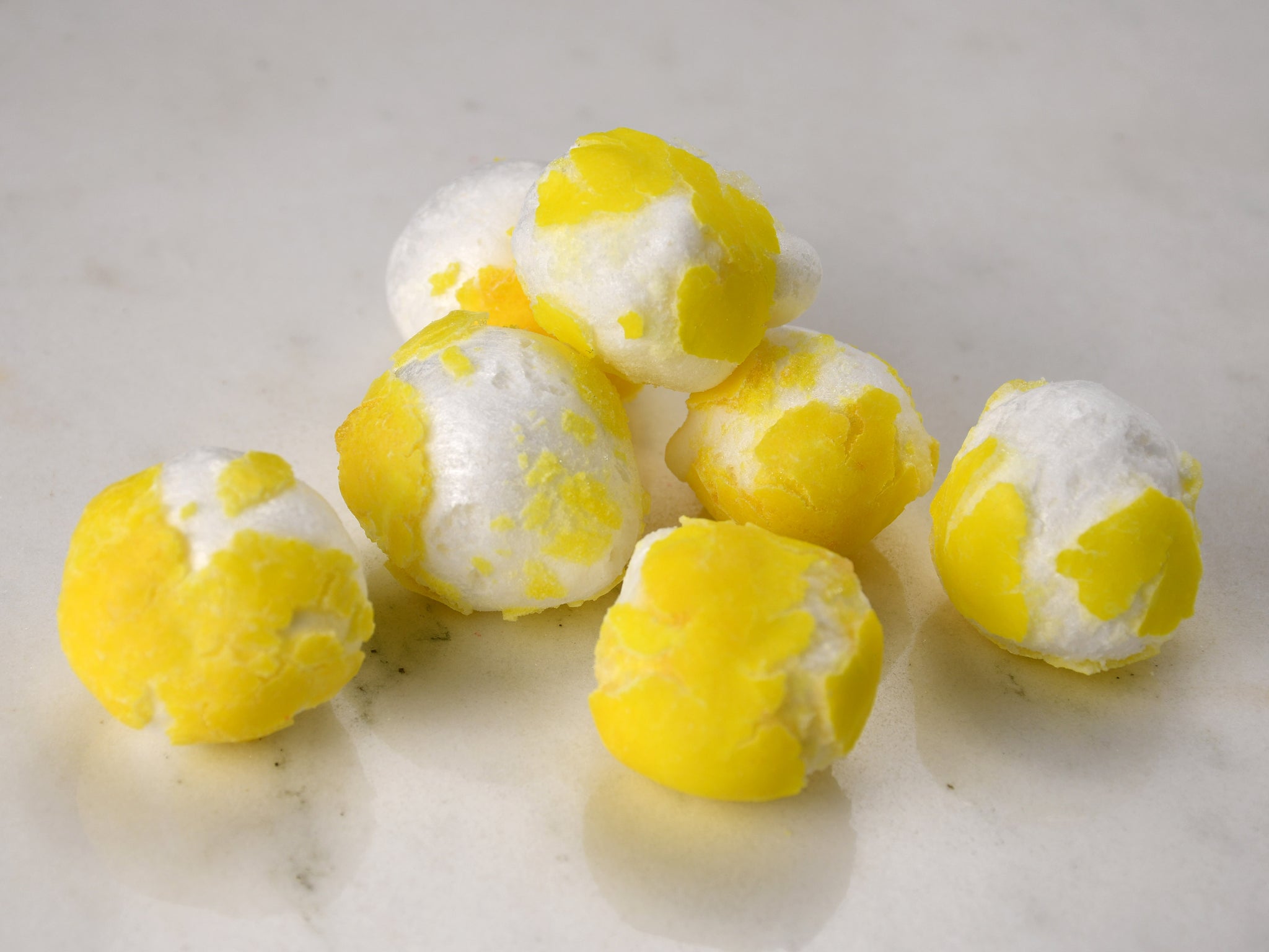 Lemon Square Rice Puffs Lemon Puffs - dulci sweets